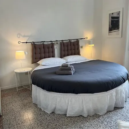 克雷斯提娜斯泰法诺住宿加早餐旅馆 * 比萨