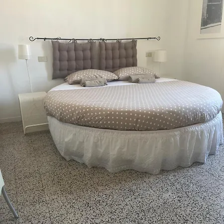 克雷斯提娜斯泰法诺住宿加早餐旅馆 比萨